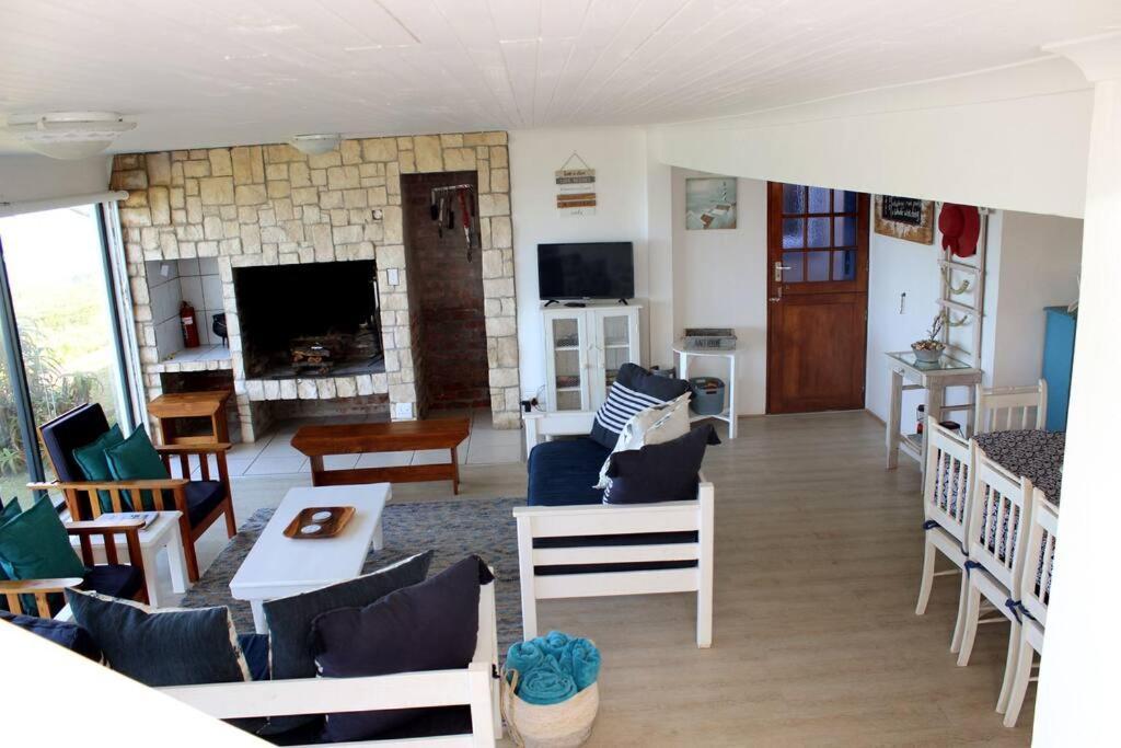 Baby Whale Bliss - Beachfront House Витсанд Экстерьер фото
