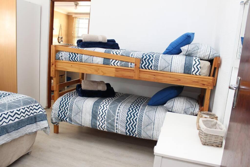 Baby Whale Bliss - Beachfront House Витсанд Экстерьер фото